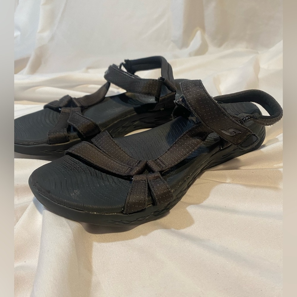 Skechers hiking sandals